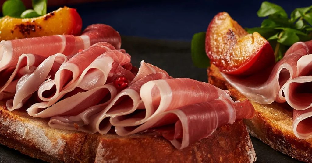 Torrada de Presunto Cru Sadia Speciale com Pêssego Grelhado