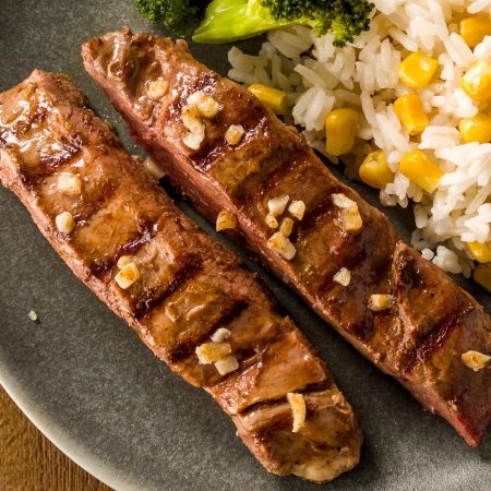 Receita de Bife do Vazio com Arroz de Milho e Brócolis