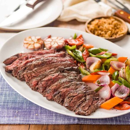 Receita de Fraldinha Marinada no Vinho Tinto com Legumes