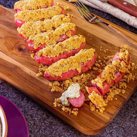 Receita de Linguiça de Pernil com Crosta de Alho e Creme de Brócolis Defumado