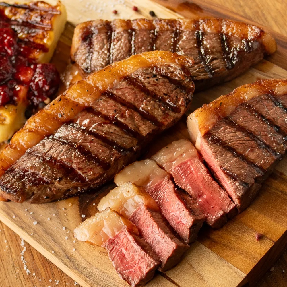Receita de Medalhão de picanha com queijo coalho e geleia de morango com balsâmico