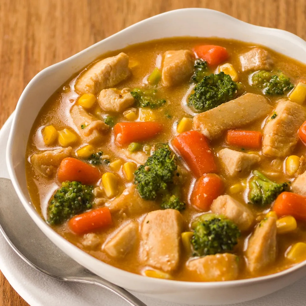 Receita de Sopa de Frango com Legumes