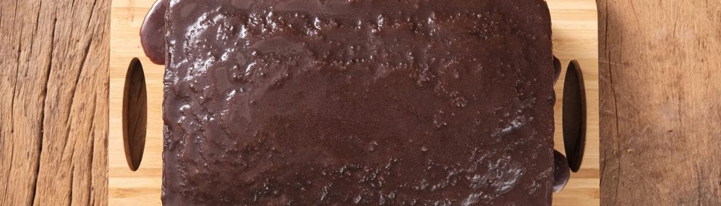 Bolo de chocolate simples no liquidificador