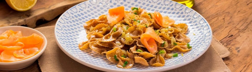 Farfalle com Salmão Defumado