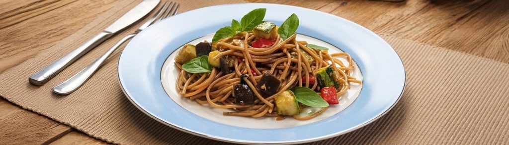 Macarrão com Ragu de Legumes