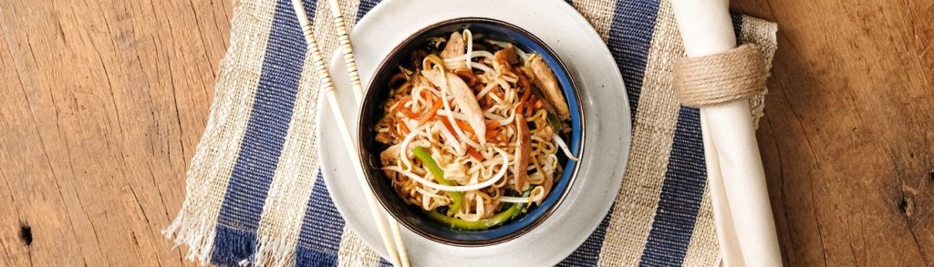 Moyashi Itame com Lámen