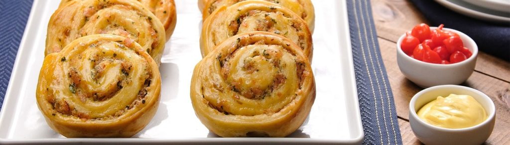 Pão caseiro recheado