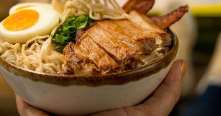 Macarrão Instantêneo com Sassami de Frango Sadia