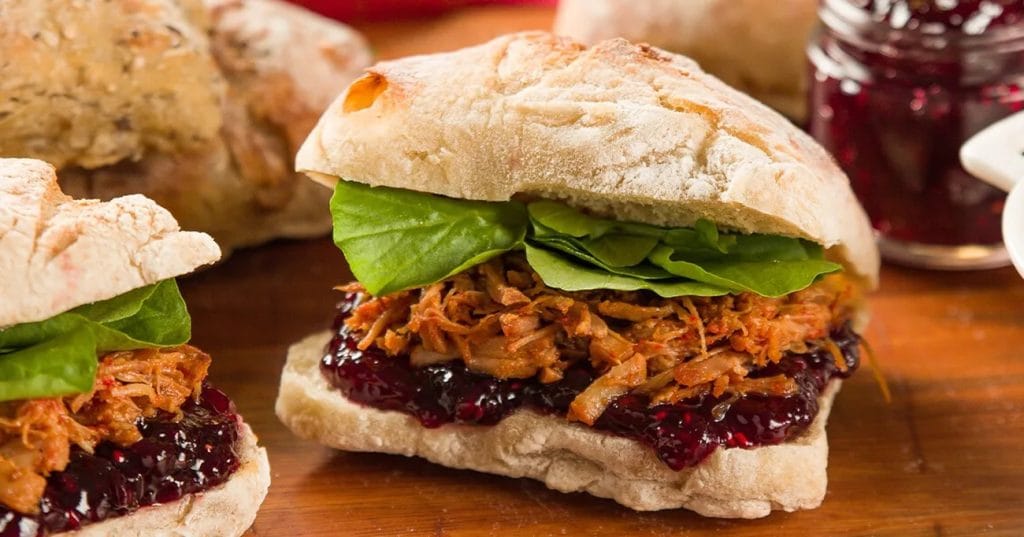 Mini Sanduíches de Pernil