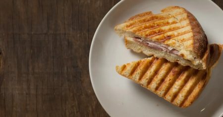 Misto Quente com Presunto Royale Sadia Speciale