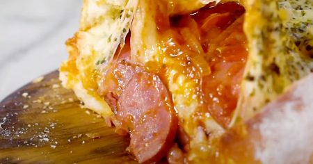 Pão Italiano com Recheio de Pizza