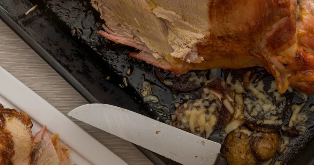 Pernil com Batatas Douradas