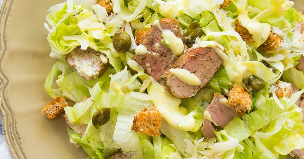 Salada com Filé Mignon Suíno Sadia
