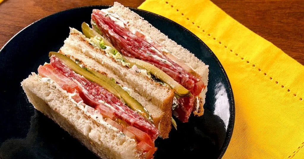 Salame Sando
