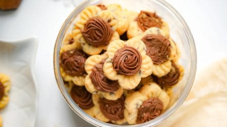Biscoito de Natal amanteigado e muito fácil: essa receita de vó vai surpreender todas as gerações