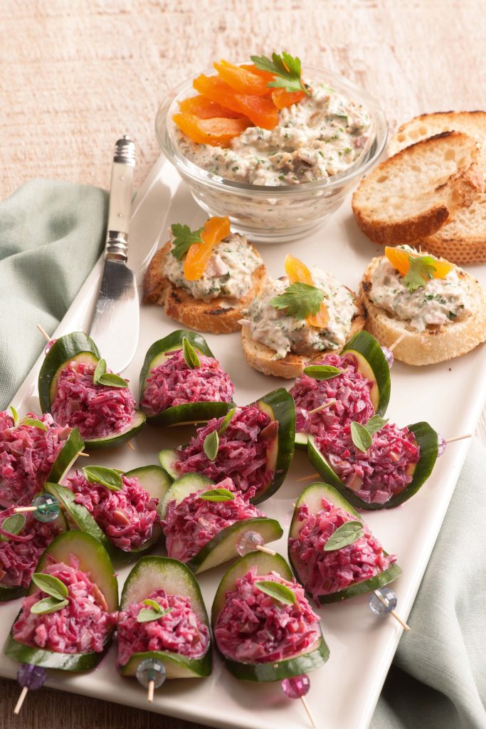Canapés de Pepino com Beterraba