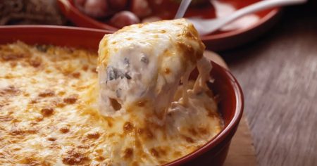 Fricassê Cremoso de Chester Perdigão