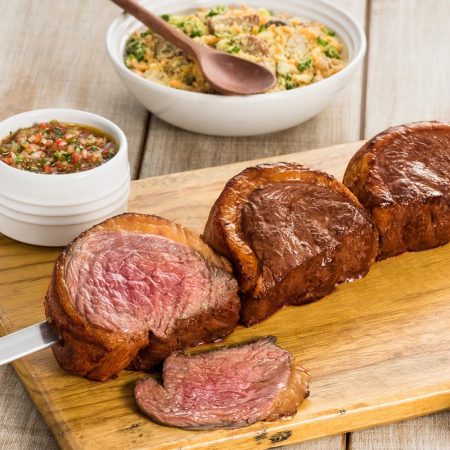 Picanha Assada no Espeto com Farofa Brasileira