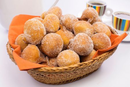 Receita de Bolinho de Chuva de Panetone