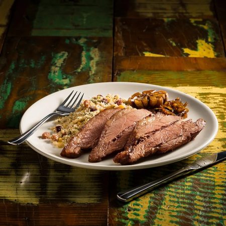 Receita de Fraldinha Assada com Farofa de Ovo e Bacon