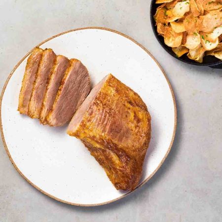 Receita de Maminha Assa Fácil com chips de inhame