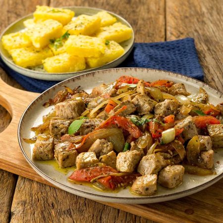Receita de Pernil Acebolado com Tomate e Ervas