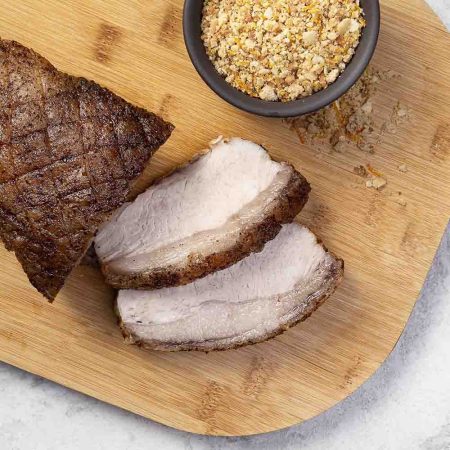 Receita de Picanha suína na brasa com farofa cítrica de limão