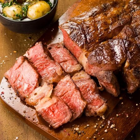Receita Short Rib na brasa com conserva de batata bolinha e alho