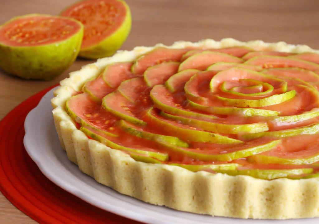 Torta de goiaba vermelha