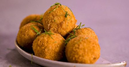 Bolinho de Macarrão