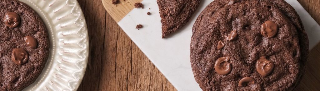 Cookies simples de chocolate