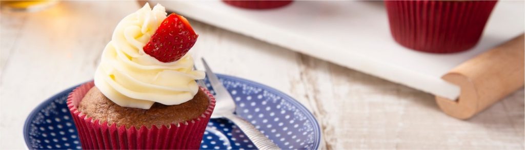 Cupcake de bombom com morango