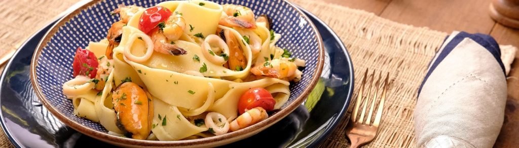 Macarrão com frutos do mar