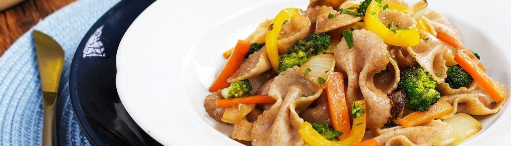 Macarrão Integral com Legumes