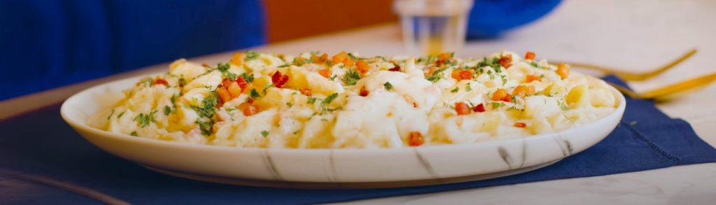 Penne ao Molho de Queijo e Bacon
