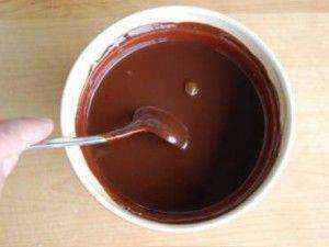Calda de Chocolate Meio Amargo