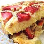 Bolo de Morango e Crumble