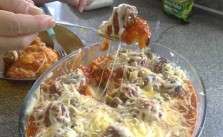 Almôndegas Gratinadas com Purê de Batatas