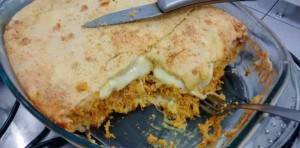 Torta de Frango Recheada com Requeijão