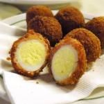 Ovo de Codorna Empanado - https://comidinhasdochef.com/wp-content/uploads/2017/09/Maionese-Enformada.jpg Ovo de Codorna Empanado