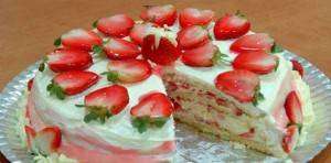 Torta Pavê de Morango