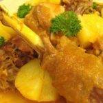 Frango Caipira com Mandioca