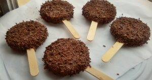 Pirulito de Biscoito (Falso Alfajor)