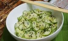 Salada de Pepino Agridoce (Sunomono)