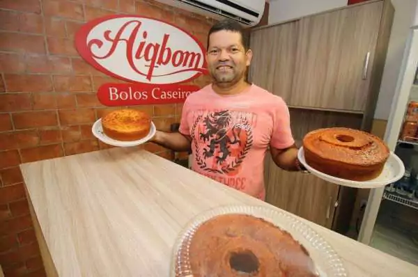 Boleira ensina a faturar R$ 5 mil com a venda de bolos caseiros