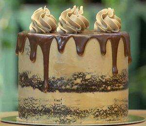 Drip Cake de Doce de Leite