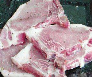 Como Temperar Bisteca de Porco (Para Assar ou Para Fritar)