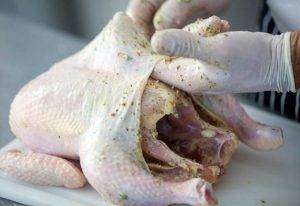 Como Temperar Frango Para Assar