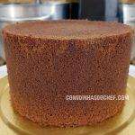 Bolo Pão de Ló de Chocolate Para Aniversário