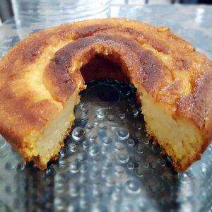 Bolo de Fubá com Milho Cremoso